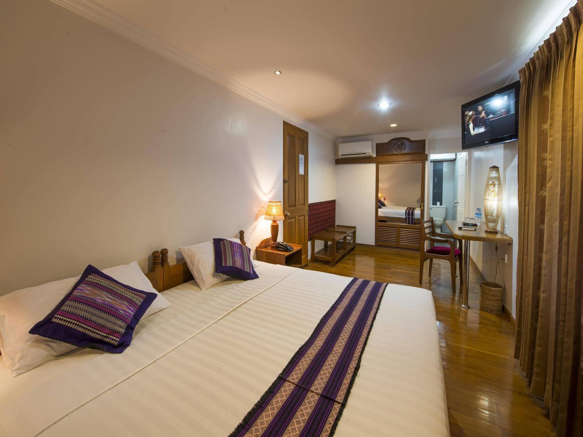 Thurizza Hotel Баган Екстер'єр фото