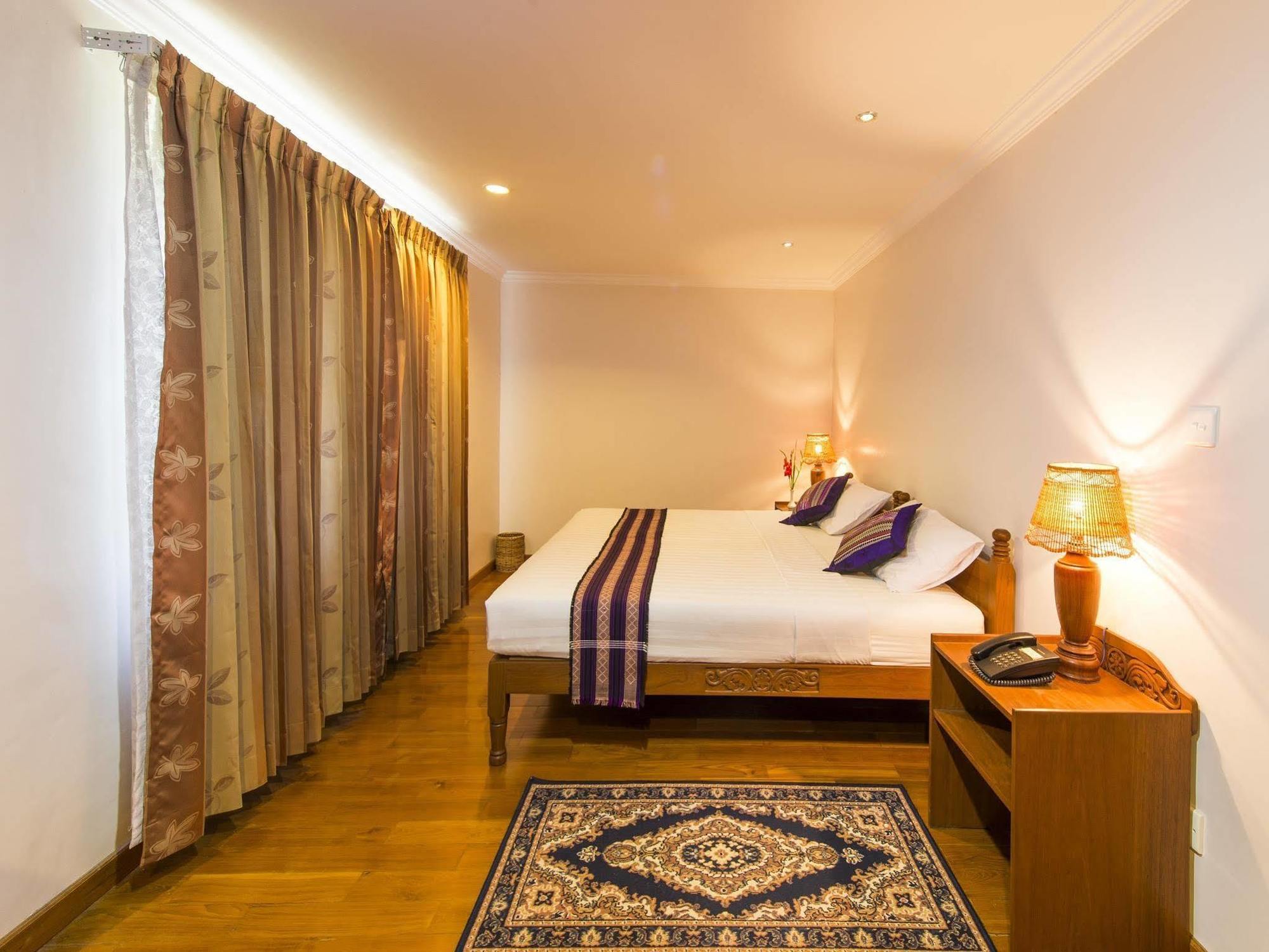 Thurizza Hotel Баган Екстер'єр фото