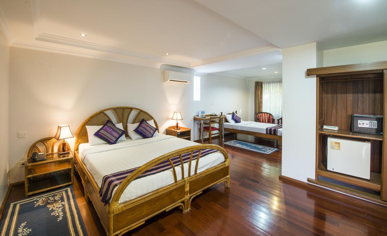 Thurizza Hotel Баган Екстер'єр фото